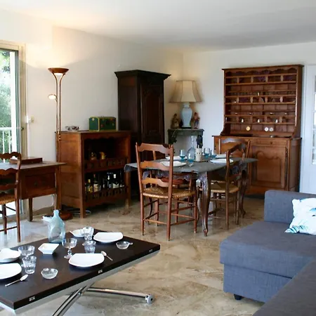 Apartment Sea View&gardens In *