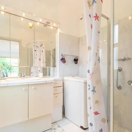 Apartment Sea View&gardens In *