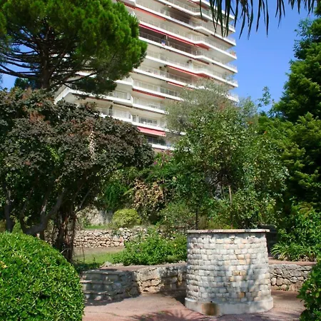Апартаменти Sea View & Gardens In *