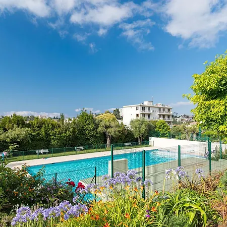 Apartment Sea View & Gardens In *