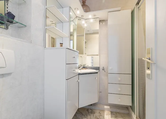 Апартаменты Sea View & Gardens In *